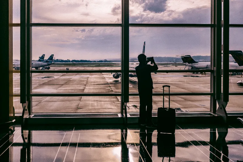 Las 5 mejores maletas de viaje grandes para facturar