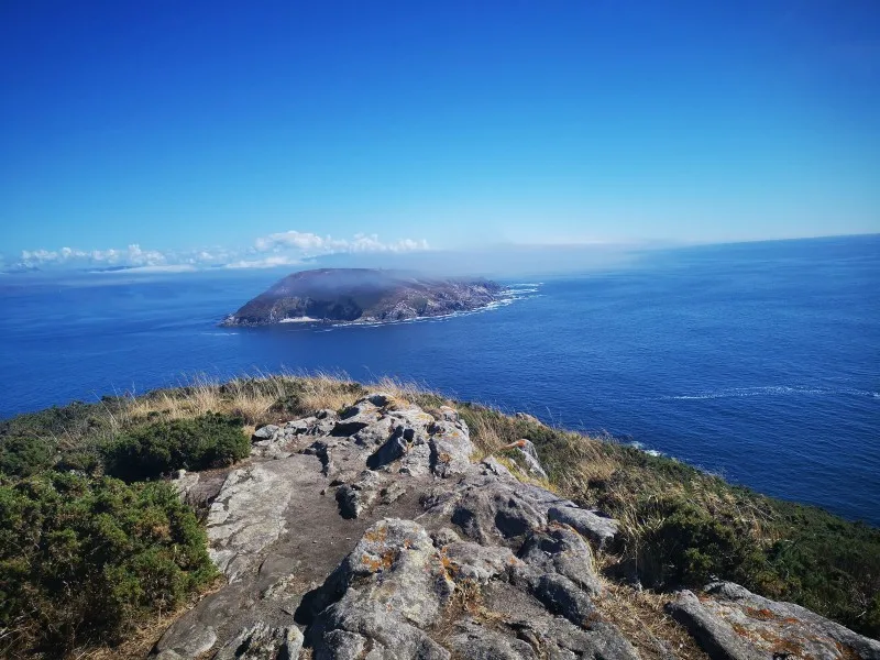 Vistas de la Ruta Sur de la Isla de Ons